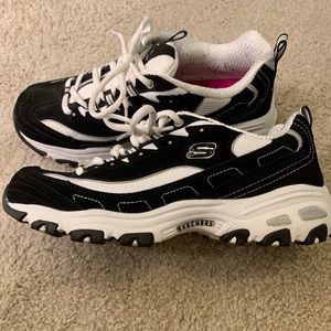 Skechers D’Lites